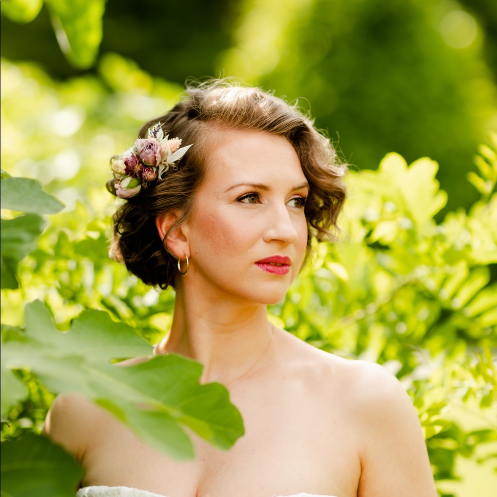 Meet your Posher, Tessa - Picture 3 of 3